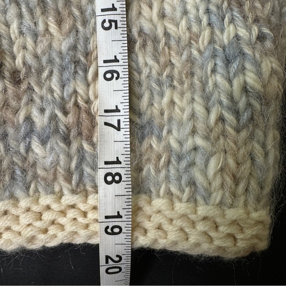 Handmade knit cropped cardigan sweater- one of a kind- cream tan - Picture 6 of 6